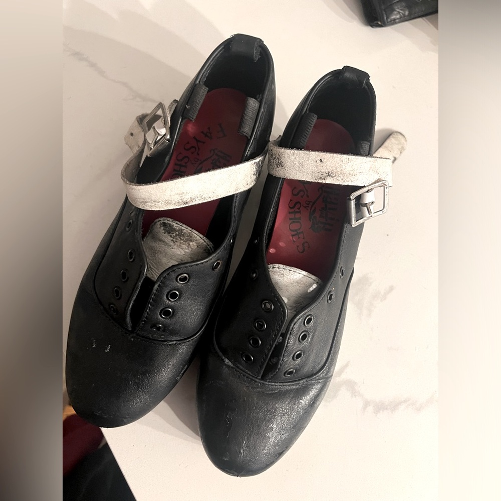 Gavin by Fay Irish dance hard shoes size 3.5